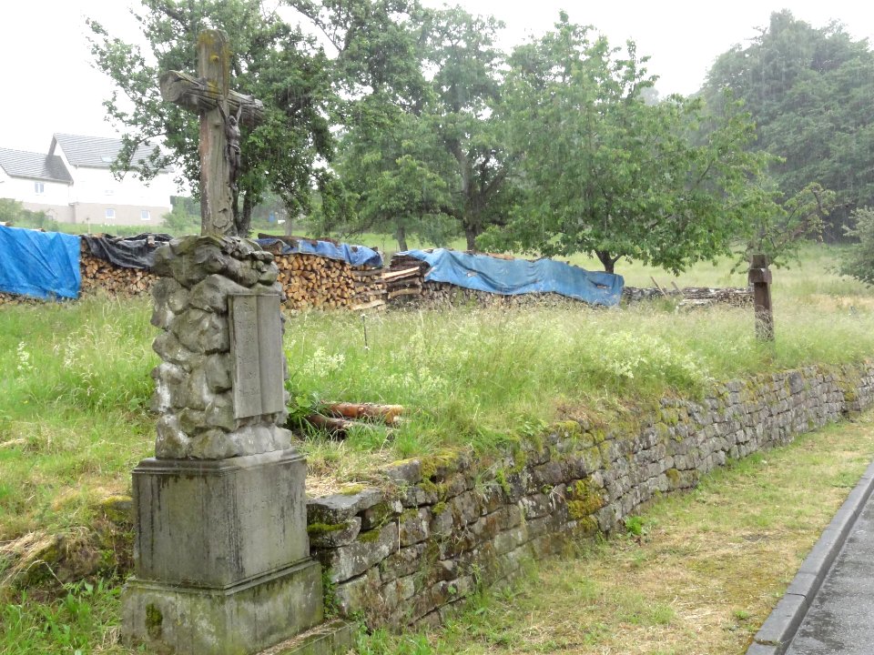 Hommert (Moselle) croix de chemin C et D