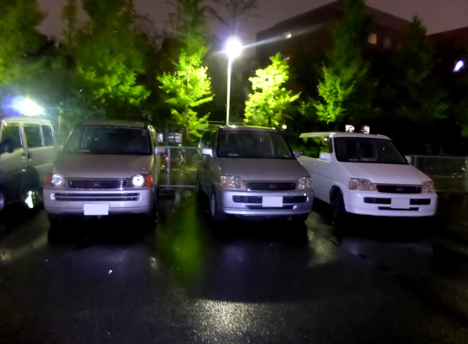Honda Step WGN (1st & 2nd) front