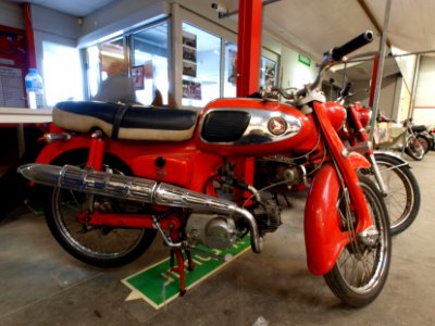Honda 65 mopet