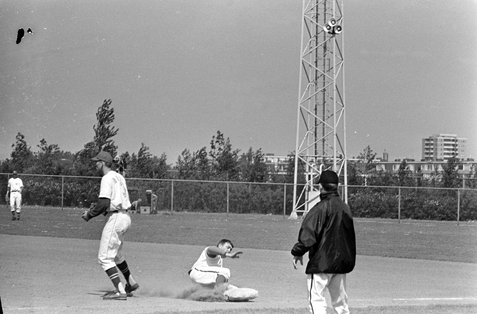 Honkbal, Haarlem Nicols tegen Luchtbals (Belgie), spelmomenten, Bestanddeelnr 919-2044