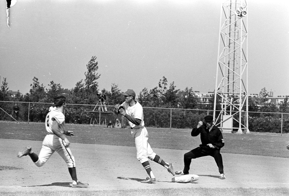 Honkbal, Haarlem Nicols tegen Luchtbals (Belgie), spelmomenten, Bestanddeelnr 919-2043