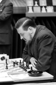 Hoogovenschaaktoernooi. Donner-Donner-Trifunovic-Trifunov, Bestanddeelnr 914-6925