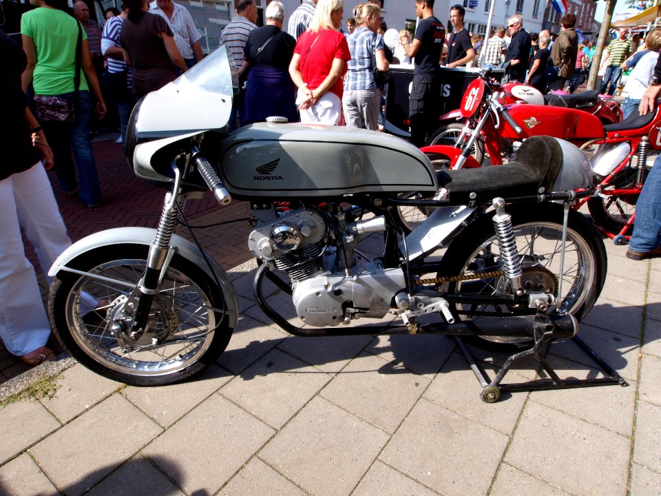 Honda Motorcycle pic2