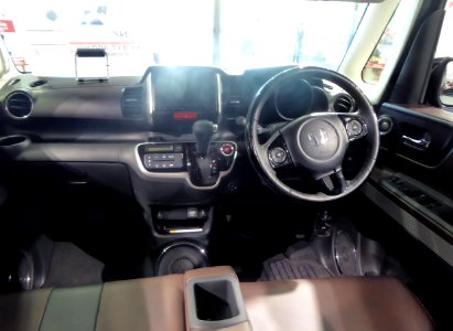 Honda N-BOX Slash X (JF1) interior