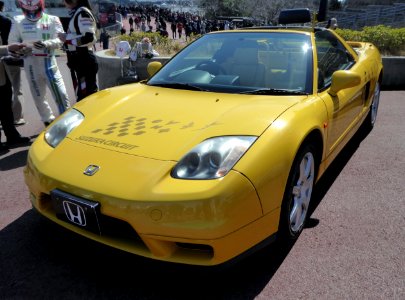 Honda NSX Type T (NA2) used as a marshal car of SUZUKA CIRCUIT (1)