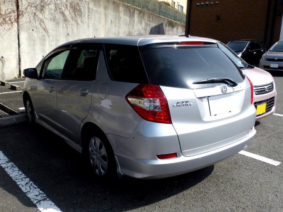 Honda FIT SHUTTLE 15X (GG7) rear