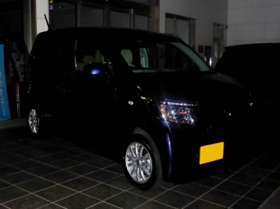 Honda N-WGN Custom at night front