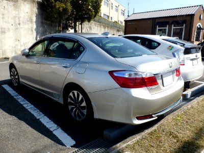 Honda Accord HYBRID LX (CR6) rear