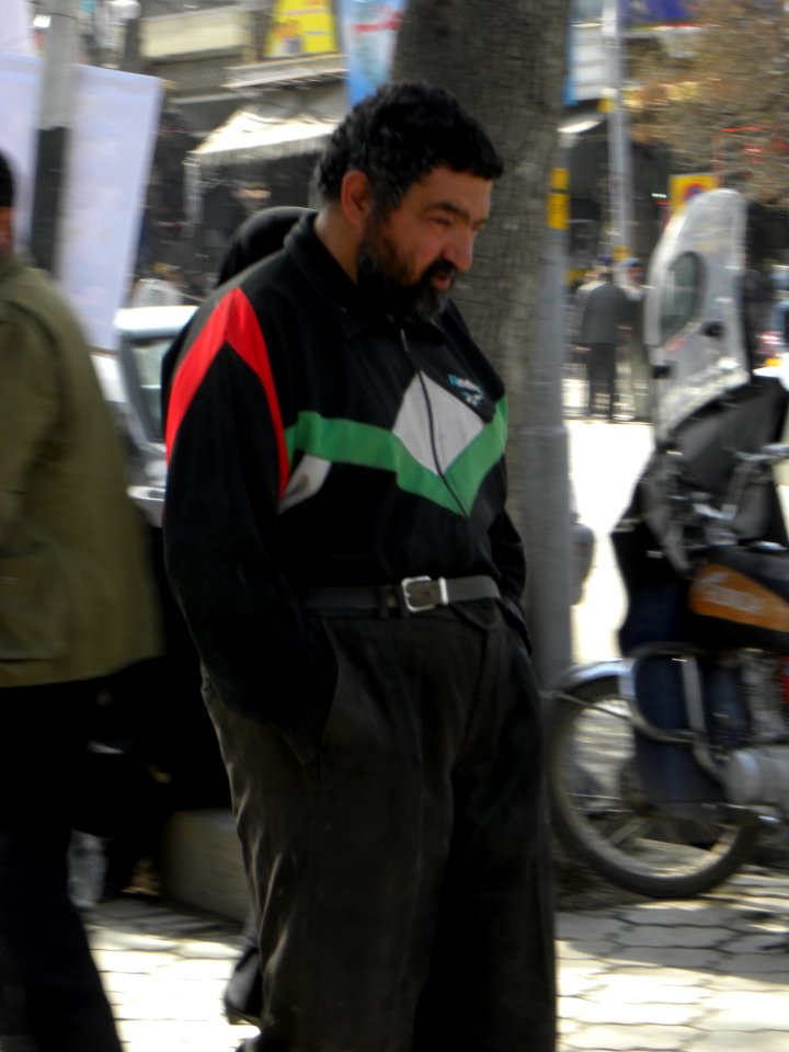 Homlesss men in Nishapur 9