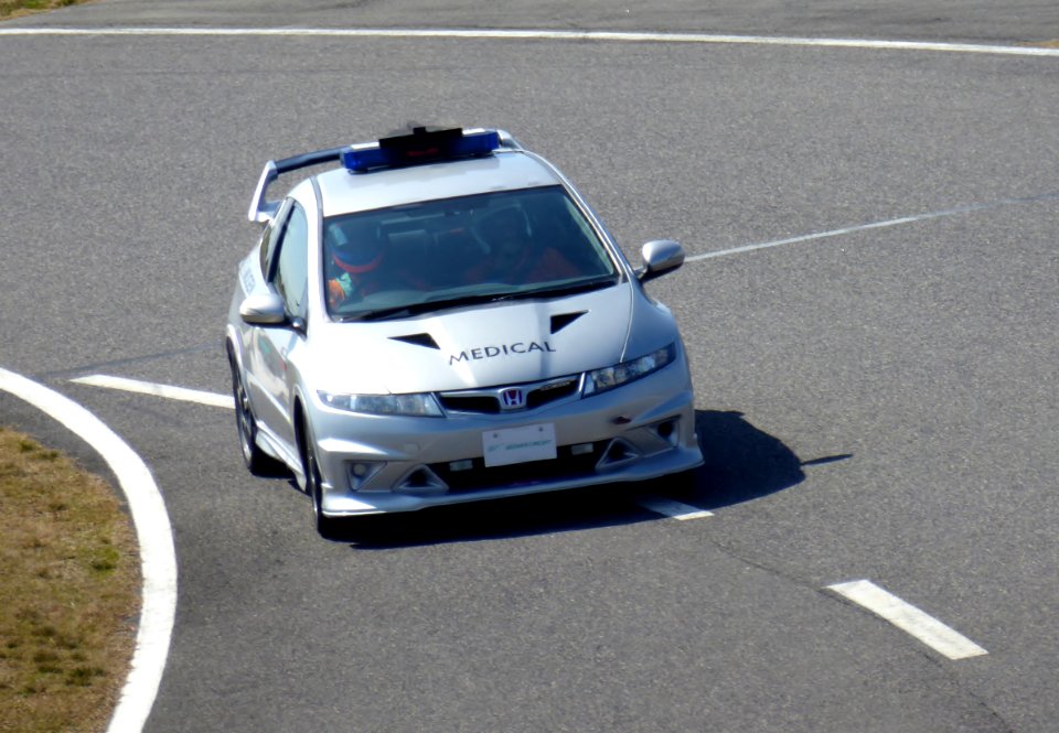 Honda CIVIC TYPE R EURO (FN2) used as the medical car of SUZUKA CIRCUIT