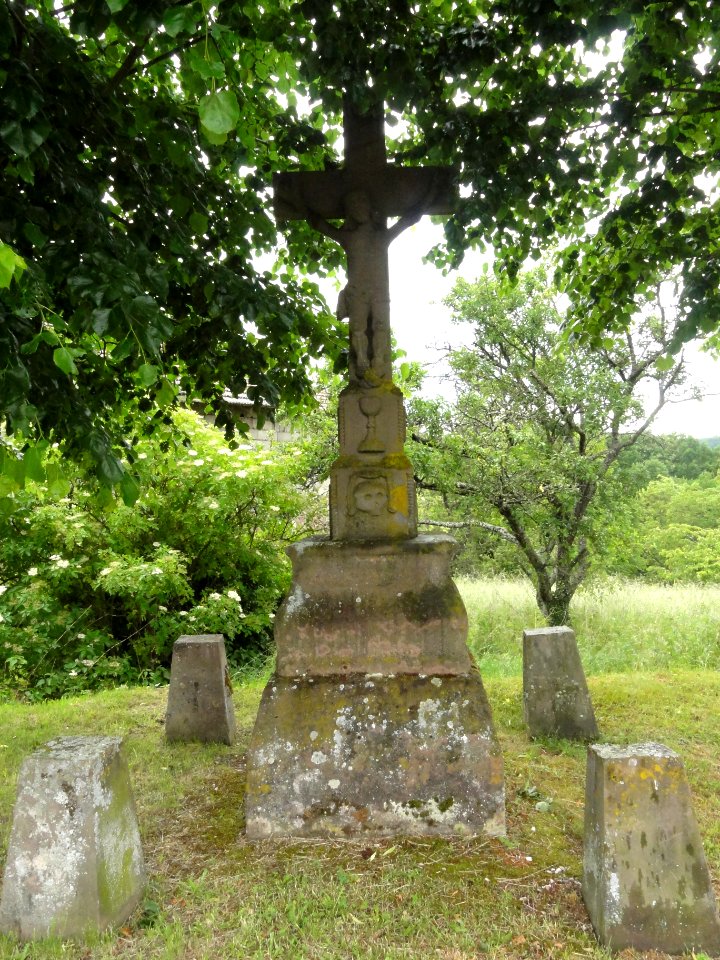 Hommert (Moselle) croix de chemin F