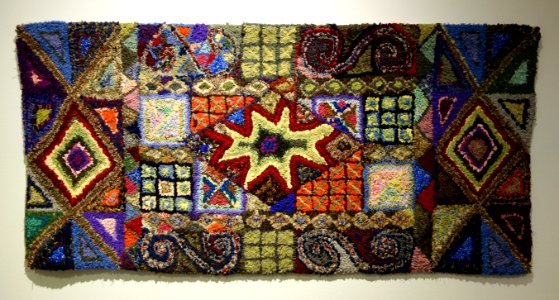 Hooked rug, Maya, 2011 - Textile Museum of Canada - DSC01458
