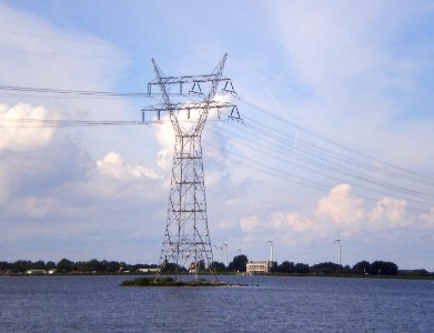 Hoogspanningsmast Veluwemeer