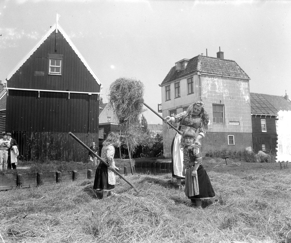 Hooitijd op eiland Marken, Bestanddeelnr 905-7751