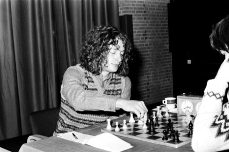 Hoogovenschaaktoernooi te Wijk aan Zee Timman aan zet, Bestanddeelnr 930-6389