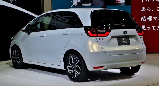 Honda Fit Home e HEV rear