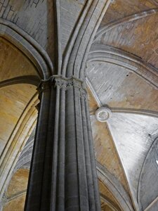 Cruise medallion cathedral tortosa