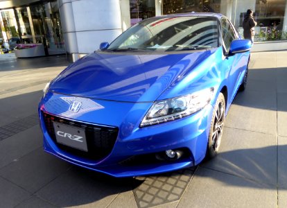 Honda CR-Z α・Dressed Label III (ZF2) front