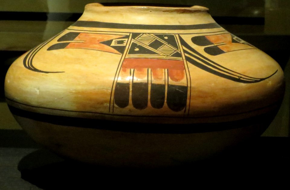 Hopi-Tewa jar made by Nampeyo (1862-1942), early 1900s, Heard Museum