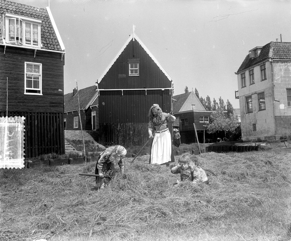 Hooitijd op eiland Marken, Bestanddeelnr 905-7748