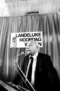 Hoordag woningbouw PvdA in de Brabanthallen in Den Bosch Joop den Uyl tijdens zijn toespraak, Bestanddeelnr 931-4265