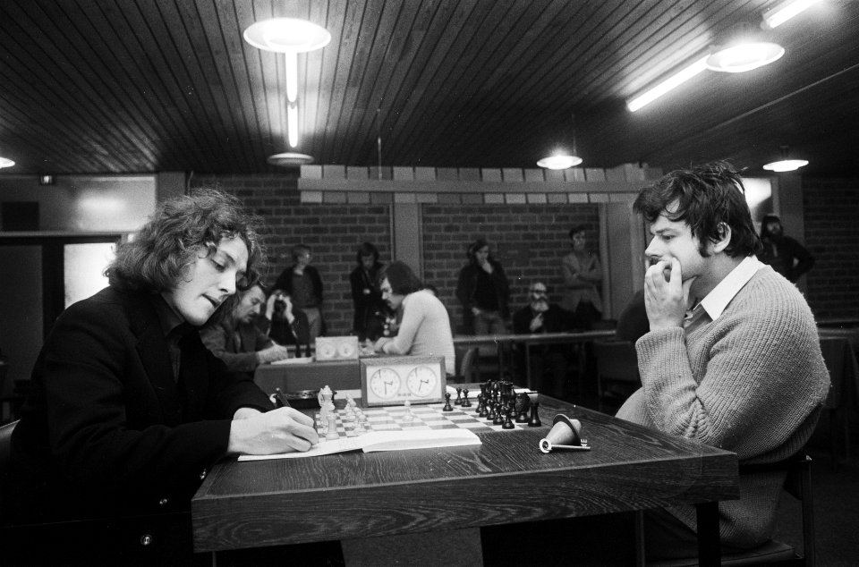 Hoogovenschaaktoernooi Timman (l) tegen Hort, Bestanddeelnr 927-7229
