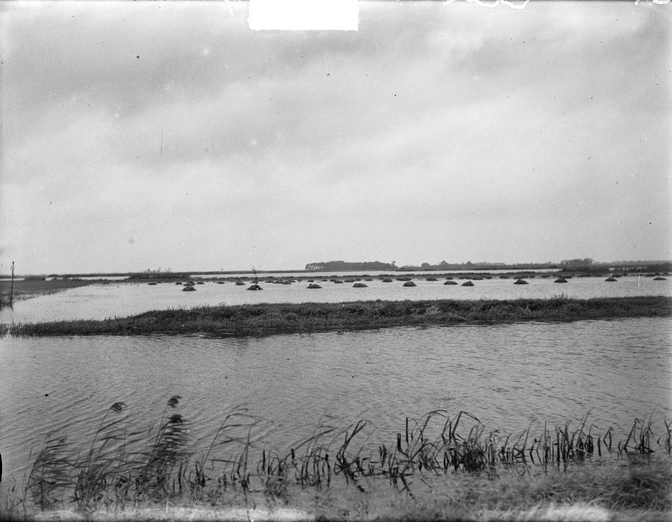 Hoogwater in Friesland bij Tietjerkstradeel, Bestanddeelnr 904-2434