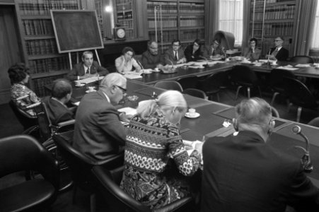 Hoorzitting over verhoging kijk en luistergelden in gebouw Tweede Kamer, Bestanddeelnr 925-9825