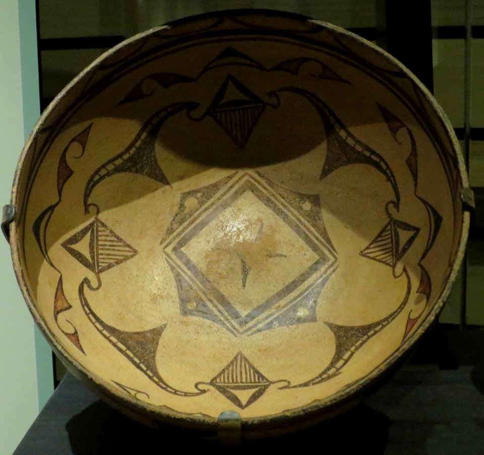 Hopi polacca polychrome bowl, late 1800s, Heard Museum