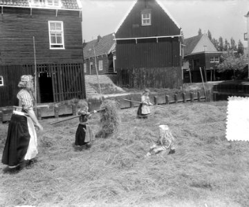 Hooitijd op eiland Marken, Bestanddeelnr 905-7750