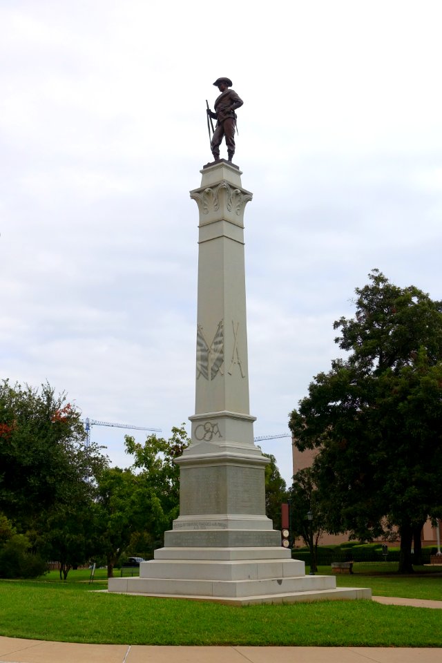 Hood's Texas Brigade monument - Austin, Texas - DSC07598
