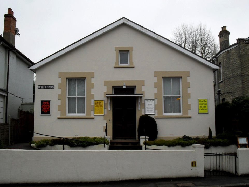 Hope Strict Baptist Chapel, Shaw's Corner, Redhill (January 2011) (2)
