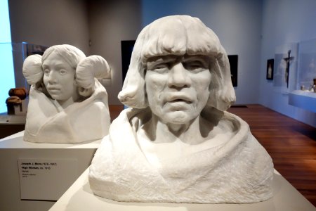 Hopi Man by Joseph J. Mora, c. 1910, marble - De Young Museum - DSC00990