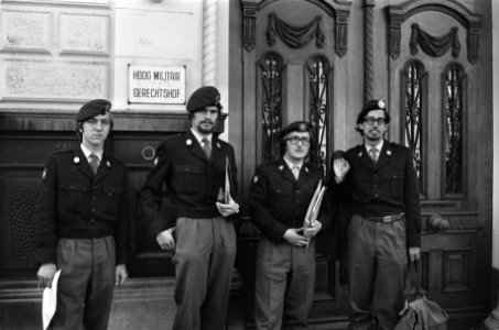 Hoog Militair Gerechtshof behandelt hoger beroep van leden VVDM Den Haag , vln, Bestanddeelnr 925-0847