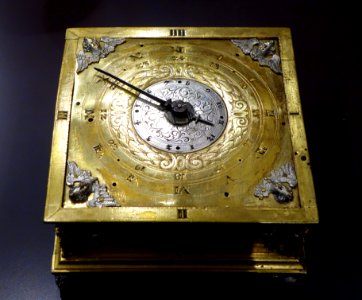 Horizontal table clock, Tobias Reichel, Dresden, 1603 - Mathematisch-Physikalischer Salon, Dresden - DSC07906