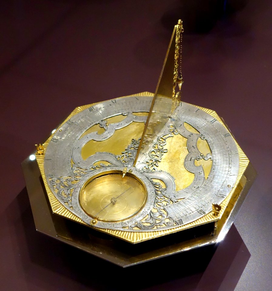 Horizontal sundial, Johann Willebrand, Augsburg, c. 1720 - Mathematisch-Physikalischer Salon, Dresden - DSC07927