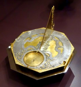 Horizontal sundial, Johann Willebrand, Augsburg, c. 1720 - Mathematisch-Physikalischer Salon, Dresden - DSC07927