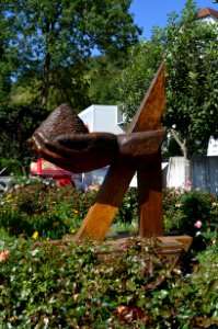 Horb am Neckar, Flößerwasen, Skulptur Hände mit Salz