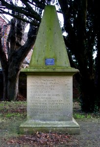 Hoppers' Memorial, Hadlow, Kent