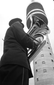 Ingebruikstelling door H. M. van televisietoren te IJsselstein. Muziek droeg ook, Bestanddeelnr 912-4652