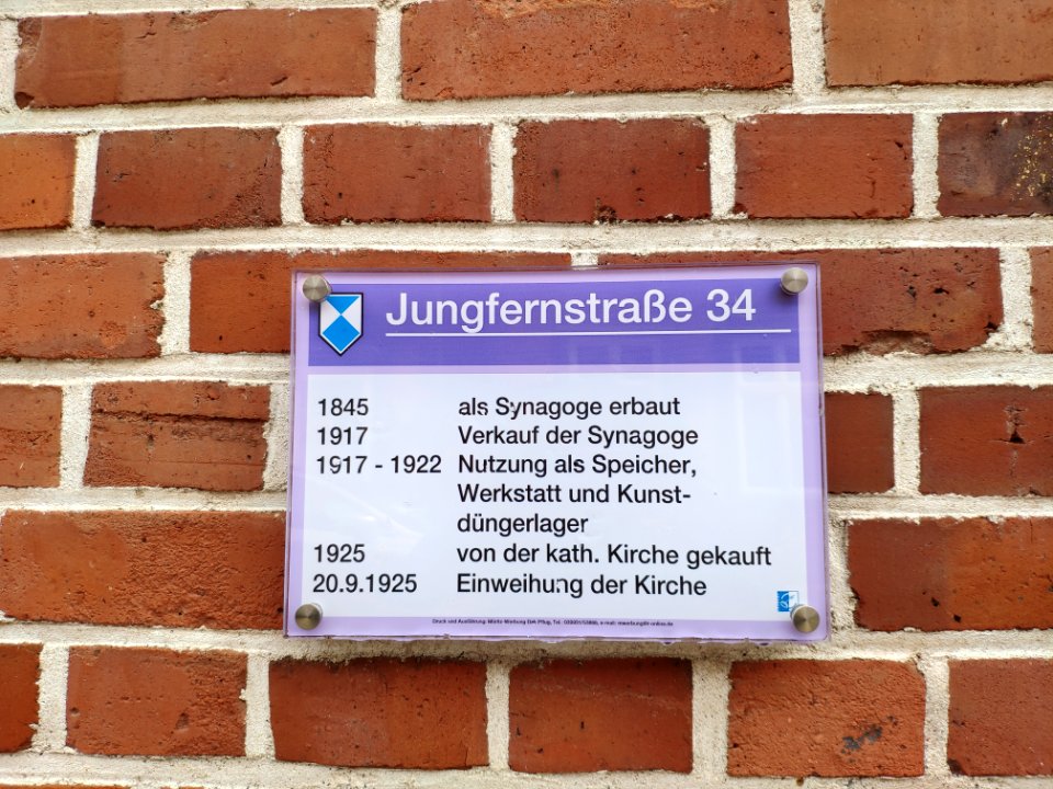 Infotafel Kirche Heilige Familie (Goldberg)