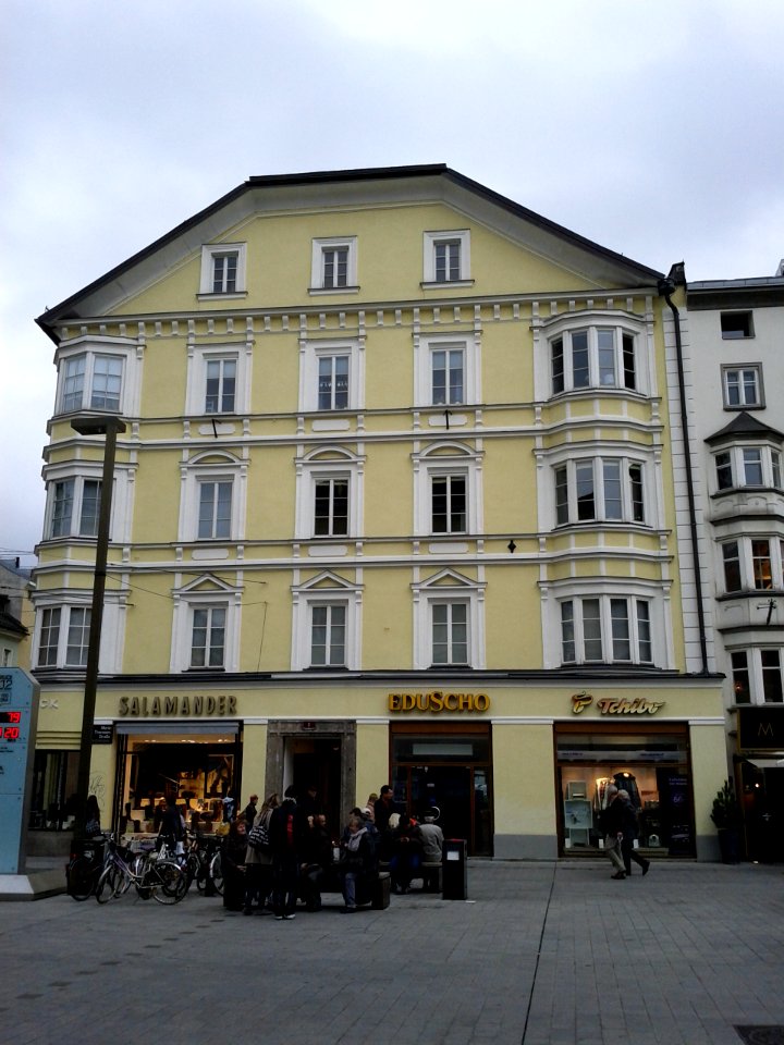 Innsbruck-MariaTheresienstr1