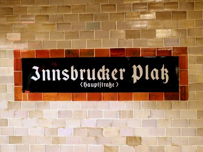 Innsbrucker.Platz.U-Bahnhof.Namensschild