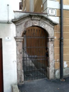 Innsbruck-Hoettingergasse11-Portal