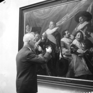 Ingebruikname van gerestaureerde Frans Halszaal in het Frans Halsmuseum , burgem, Bestanddeelnr 911-7356