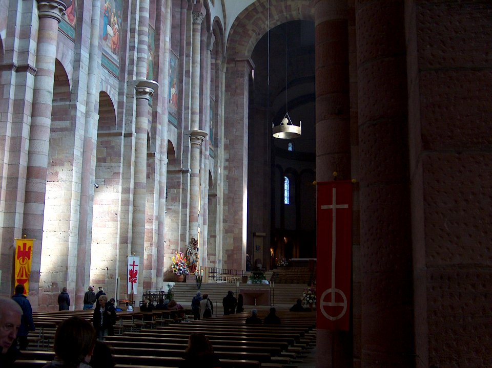 Innenansicht Dom zu Speyer 08 04 2012 4