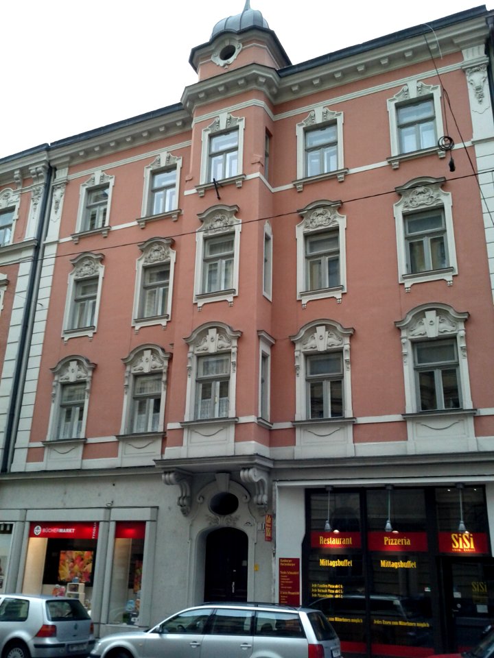 Innsbruck-Maximillianstr11