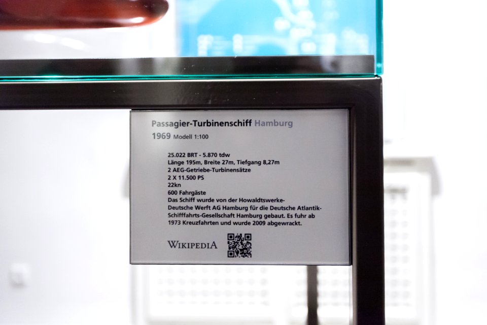 Infotafel Schiffsmodell Hamburg, MHG, Hamburg, Deutschland IMG 5465 edit