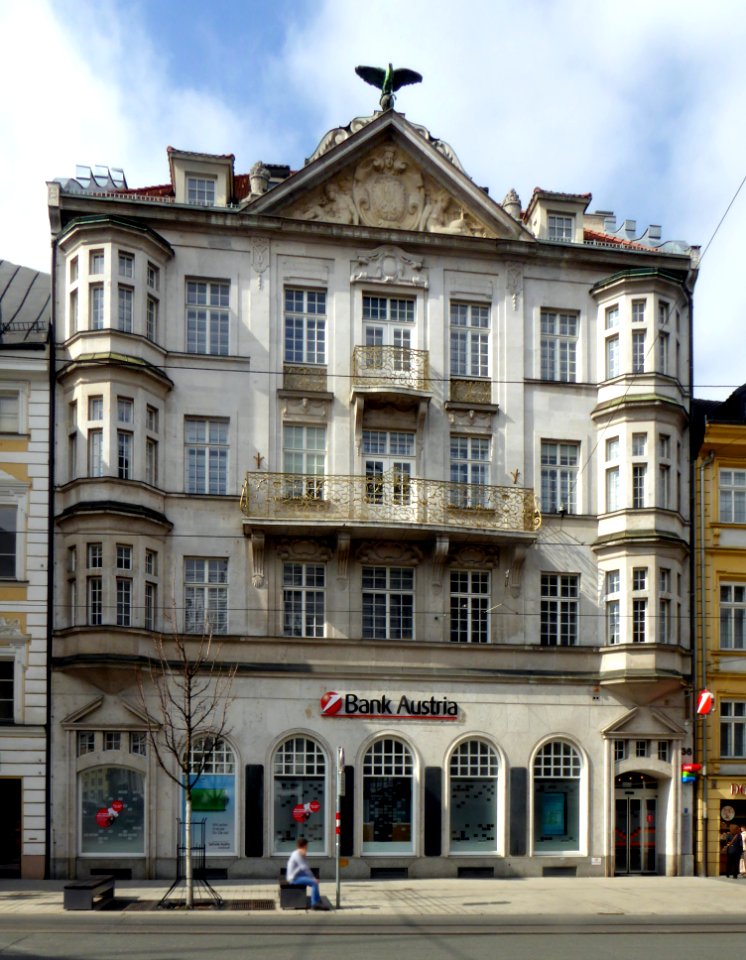 Innsbruck, Maria-Theresien-Straße 36, 3