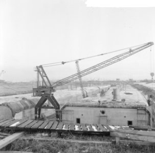 Infrastructuur, tunnels, hijskranen, Bestanddeelnr 918-4755